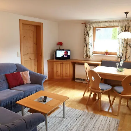 Apartment In With Parking Space Wald im Pinzgau