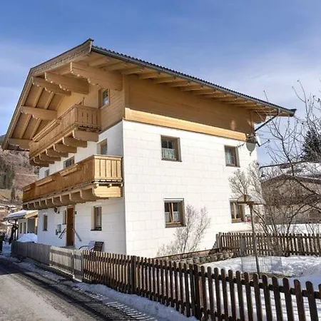 Apartment In With Parking Space Wald im Pinzgau